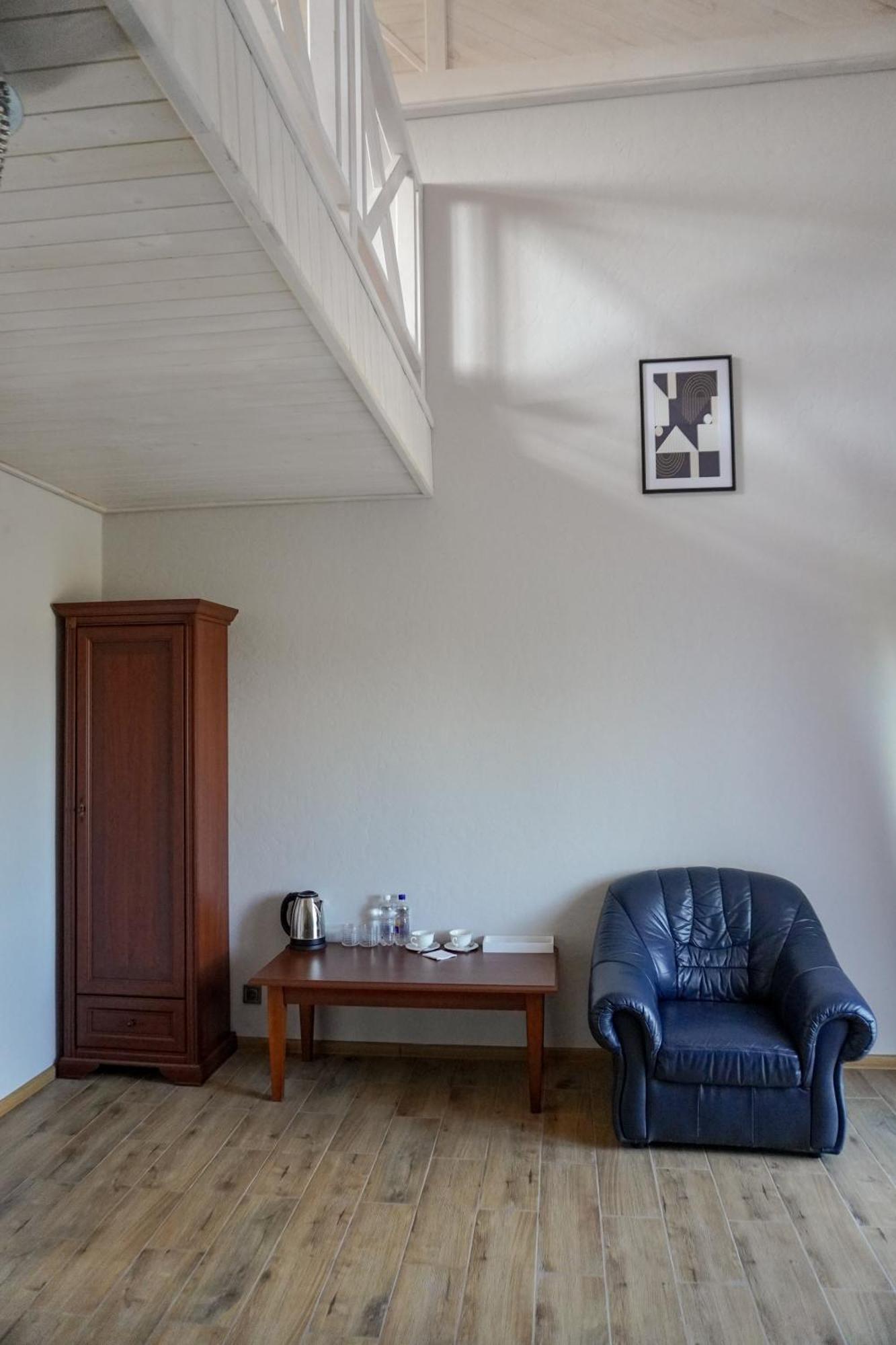 Na Pagorbi Lutsk Hotel Ngoại thất bức ảnh